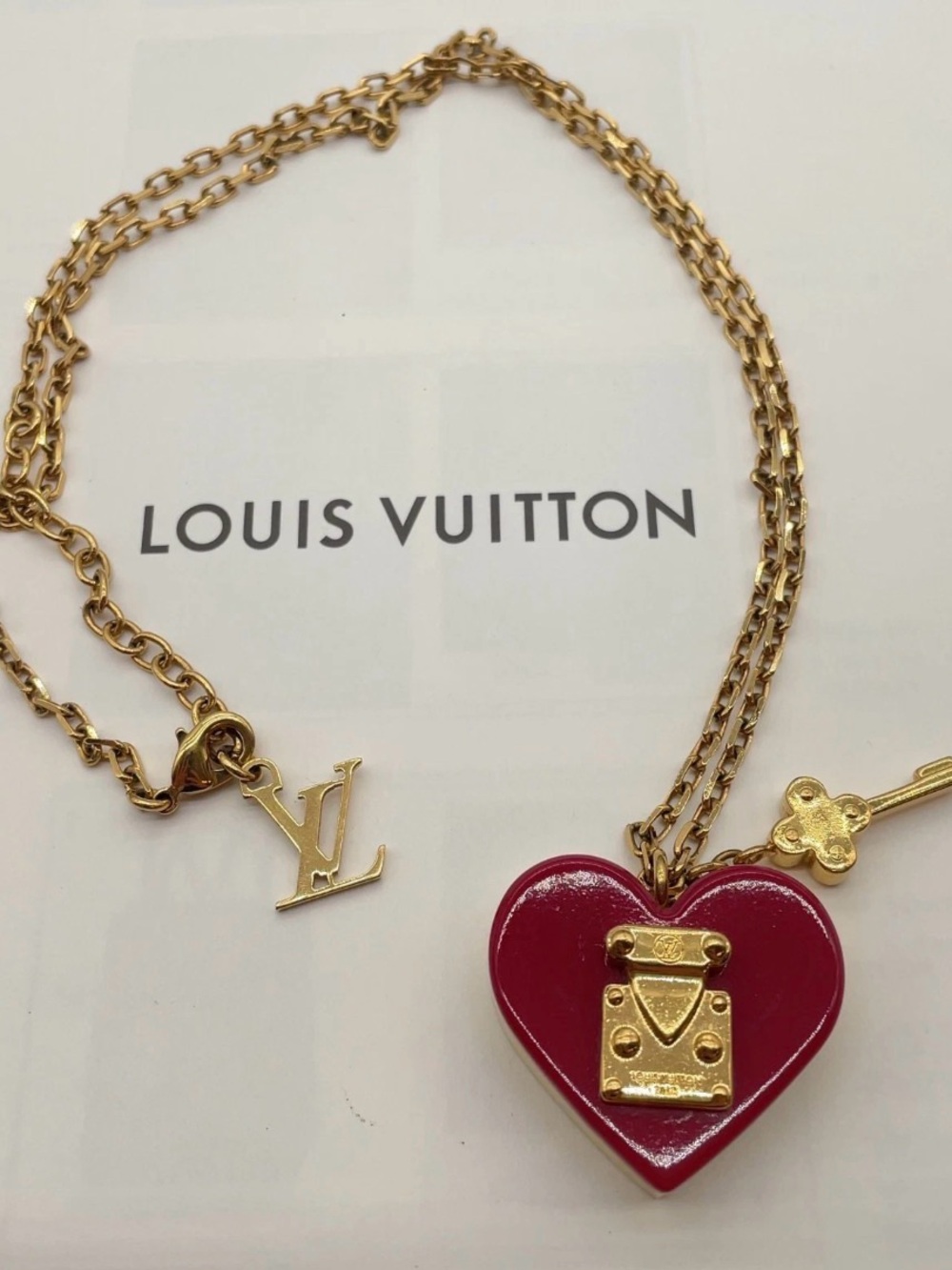 Louis Vuitton GD Pendent Lock Me Necklace M66516 W/BoxDustbag V050243